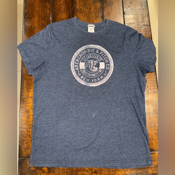 TWO Abercrombie T-Shirt Size XL Muscle - Picture 4 of 6